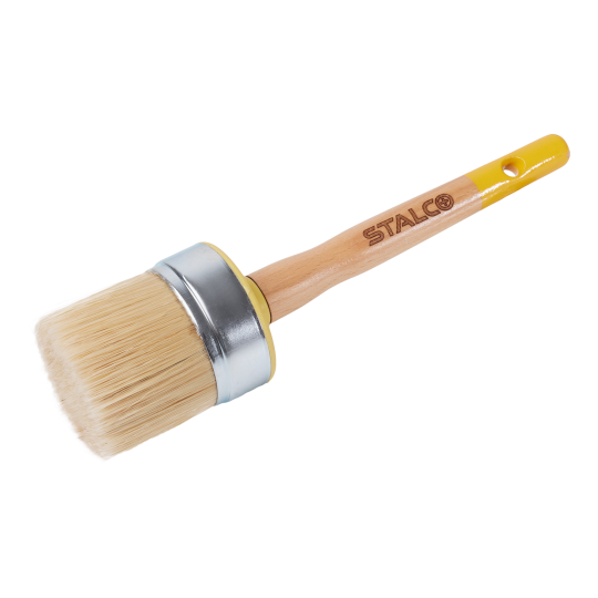 Round paintbrushes