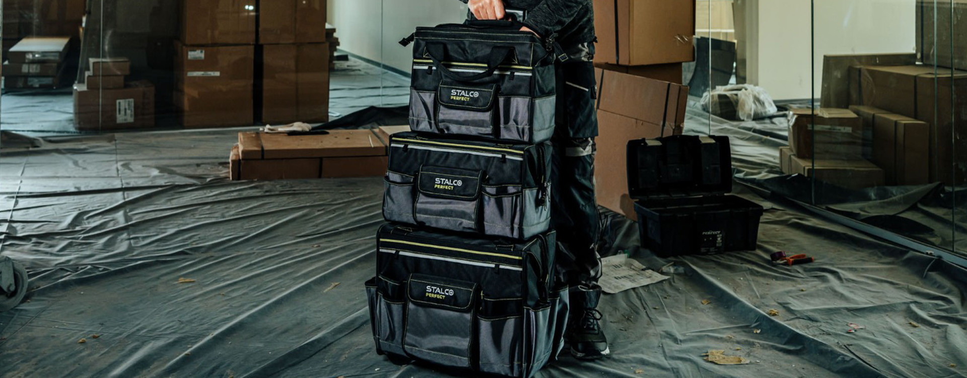 Torby i plecaki narzędziowe - jak wybrać odpowiednie?