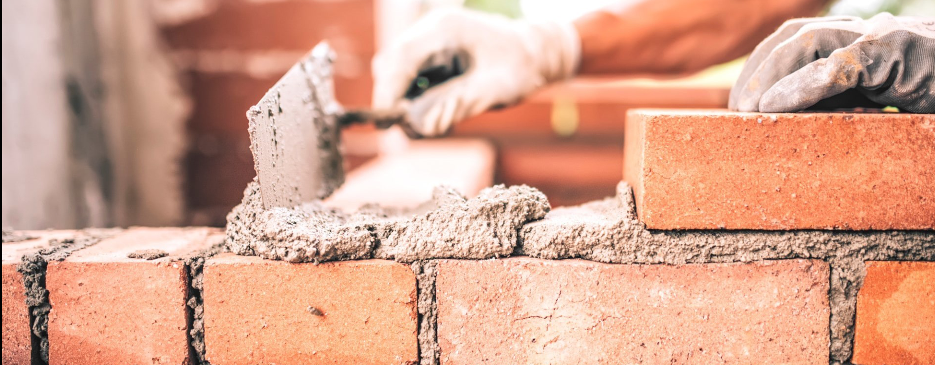 Top 8 Essential Construction Tools for the Job