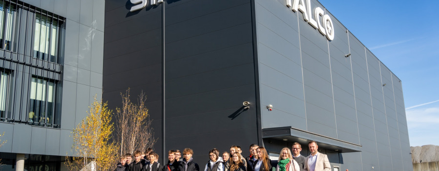 Młodzi logistycy ze Skawiny z wizytą w STALCO